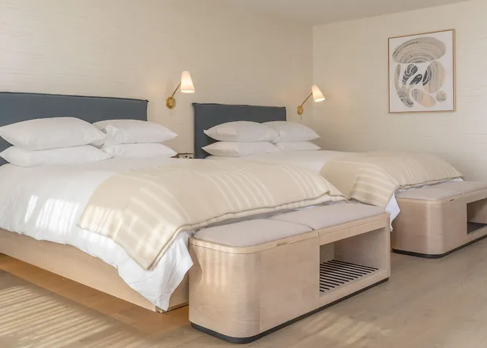 The Shoals Suites & Slips